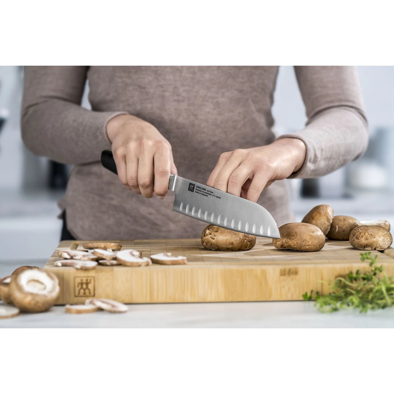 Zwilling Couteau Santoku 18 Cm, Or Rose 3 Zwilling Couteau Santoku 18 Cm, Or Rose – Image 3